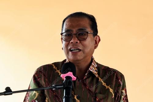 DATUK SERI MOHAMED KHALED NORDIN 
