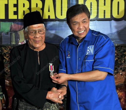 JB08_18042013_ZAHID_ATM