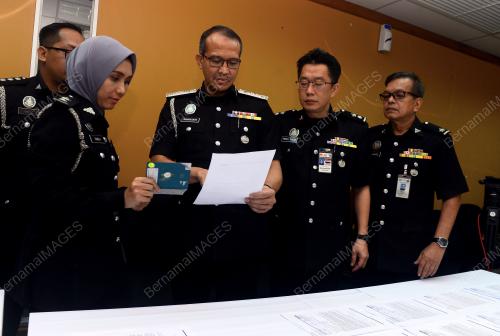 BAHARUDDIN TAHIR