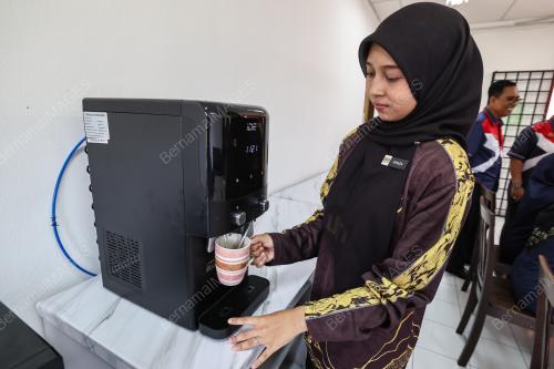 JOHOR-BILIK GURU (BANTUAN)