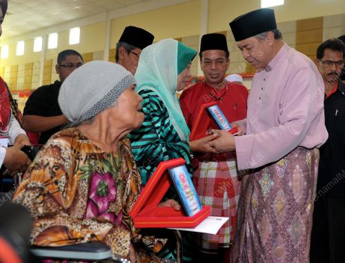 JB08_22082015_UMNO_SRI_GADING