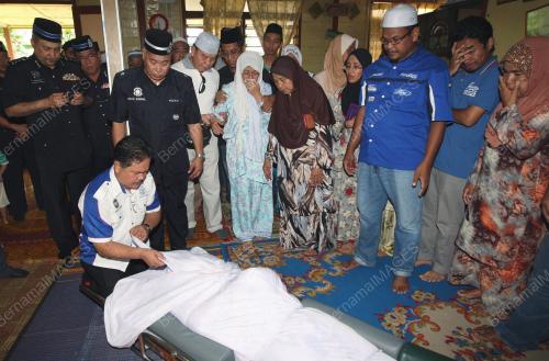 JB08_23032012_POLIS_MAUT