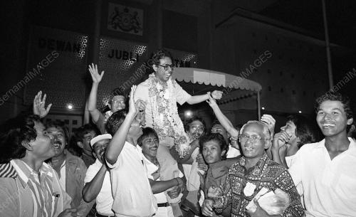 SHAHRIR SAMAD
