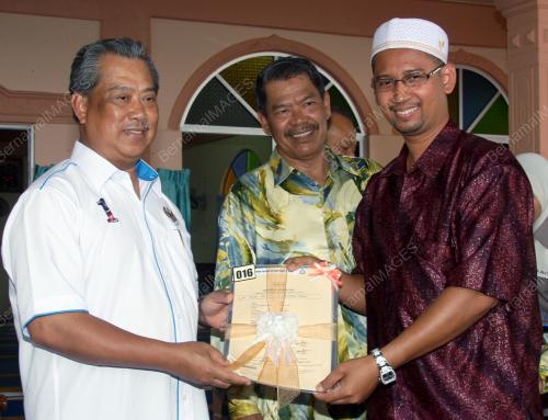 TAN SRI MUHYIDDIN YASSIN