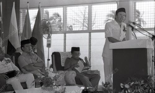 SEKOLAH MENENGAH BENUT