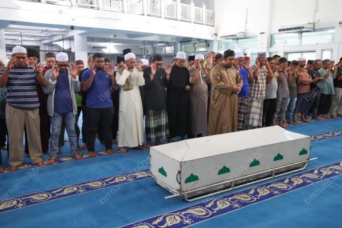 MOHAMAD NORZUHAIRI NOORISNIEN