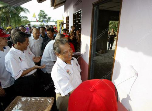 MUHYIDDIN YASSIN