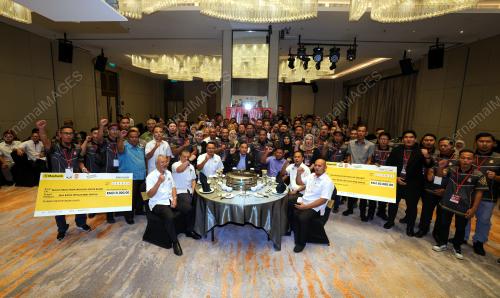 DATUK ONN HAFIZ GHAZI