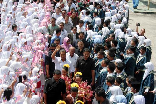 MUHYIDDIN YASSIN