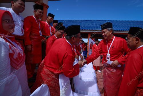 DATUK SERI MOHAMAD HASAN