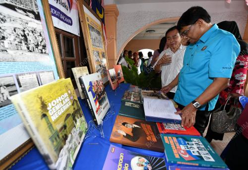 JB08_30082018_GEMILANG