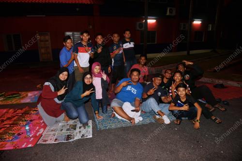 JB08_31102017_PENYOKONG_TIKET