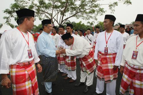 MUHYIDDIN YASSIN