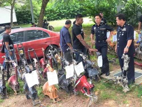 JB09_02072015_MOTORSIKAL_CURI
