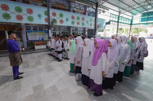 TINJAUAN PERTUKARAN CUTI JOHOR