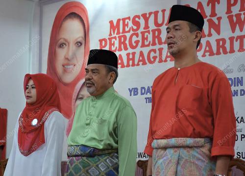 JB09_06082016_UMNO_PARIT_SULONG