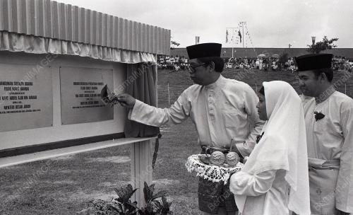 JB09_07012015_MB_SEK_PERSATUAN