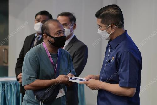 DATUK SERI MOHAMED AZMIN ALI