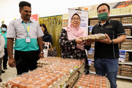 FUZIAH SALLEH