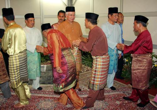 MOHD NAJIB TUN ABDUL RAZAK