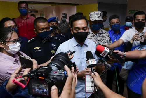 DATUK ONN HAFIZ GHAZI