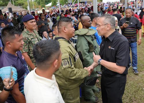DATUK SERI HISHAMMUDDIN TUN HUSSEIN