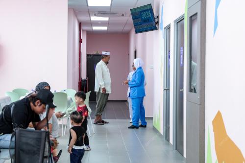 JB09_09122025_KLINIK_PASAR