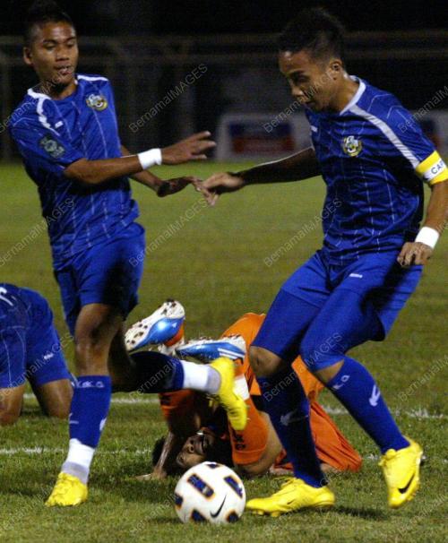LIGA SUPER 2011