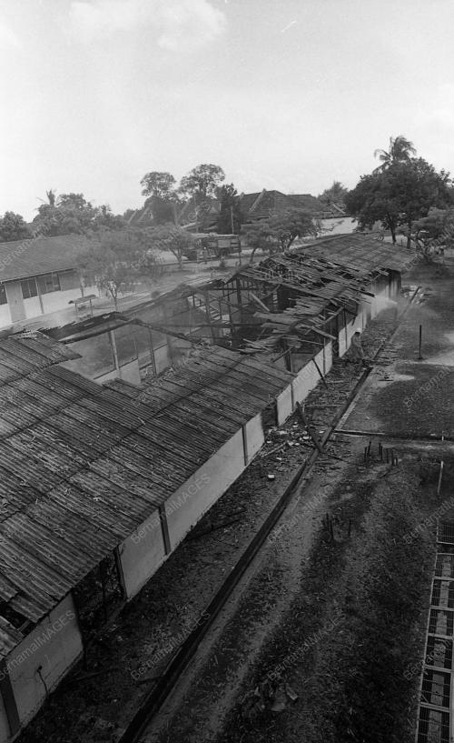 JB09_11082015_KEBAKARAN_SEKOLAH