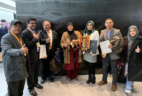 JB09_11122018_ANUGERAH_SIIF2018