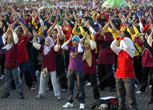 JB09_12022011_LARIAN_PERDANA