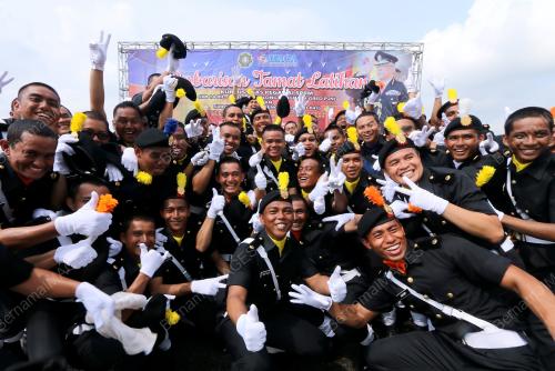 JB09_12112015_ABU_KASSIM