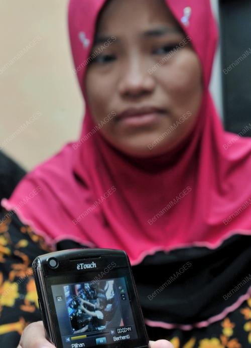 JB09_13032012_NADIRAH