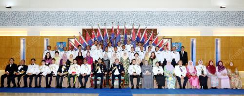 JB09_13042016_SULTAN_JOHOR