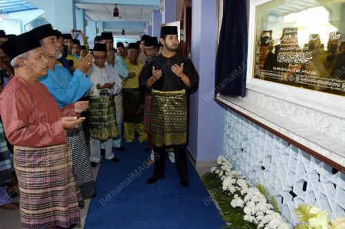 JB09_14012011_MASJID
