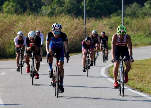 IRONMAN 70.3 DESARU COAST