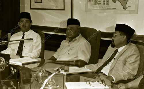 JB09_150390_PONTIAN