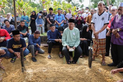 KEMALANGAN RENTUNG DI LEBUHRAYA PLUS SEDENAK