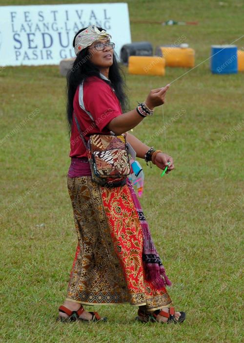 JB09_18022012_LAYANG2