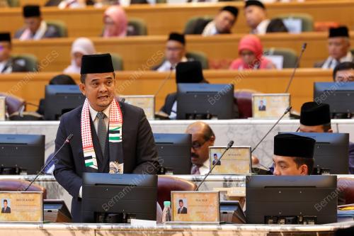 DATUK ZAHARI SARIP