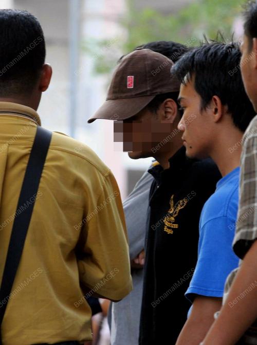 SUSPEK DIBERKAS