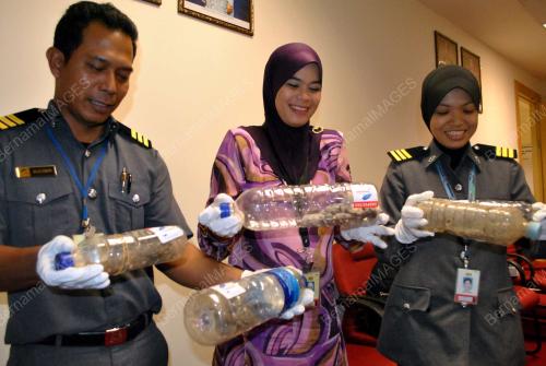 JB09_21022011_CICAK_TOKEK