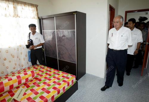 NAJIB TUN ABDUL RAZAK