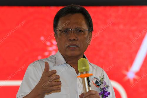 DATUK SERI MOHD SHAFIE APDAL