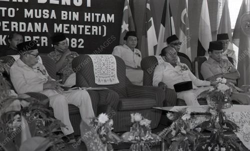 SEKOLAH MENENGAH BENUT
