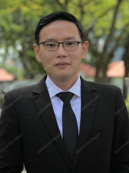 LEE TING HAN