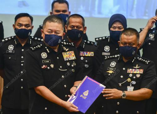DATUK KAMARUL ZAMAN MAMAT