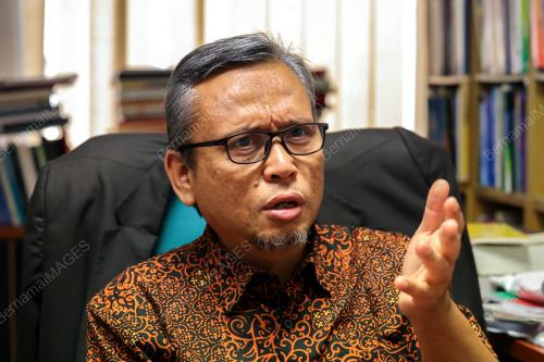 PROF MADYA DR MOHD AZHAR ABD HAMID