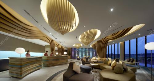 JB09_30052013_LOBBY