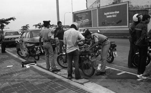 JB09_30092015_PEMERIKSAAN